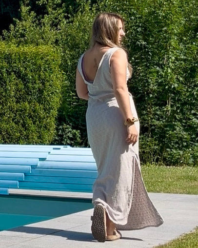 Robe longue en broderie anglaise